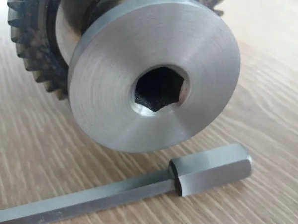 Oljepumpsaxel OEM bre bpw brd bkp bmr caga caha image 3