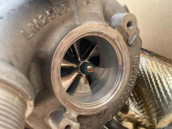 Turboalimentador 07K145701M VW Skoda Audi image 3