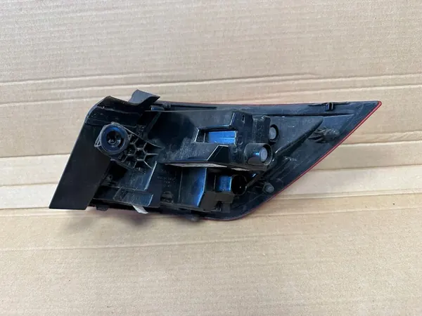 Luz trasera LED izquierda Seat Leon III Kombi image 2