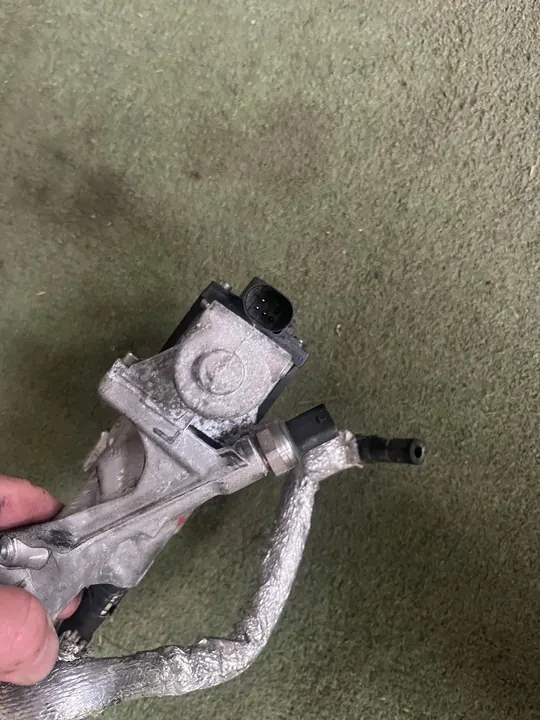 Audi EGR-venttiili A8 Q7 4.2 TDi image 3