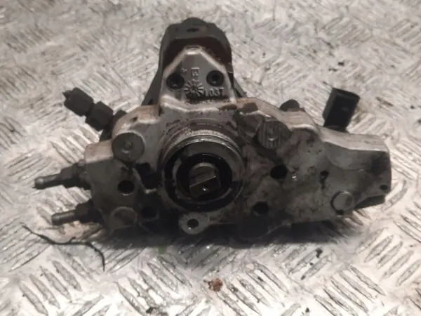 Pompe à injection OEM A6460700401 2 pour Vito/Sprinter image 3