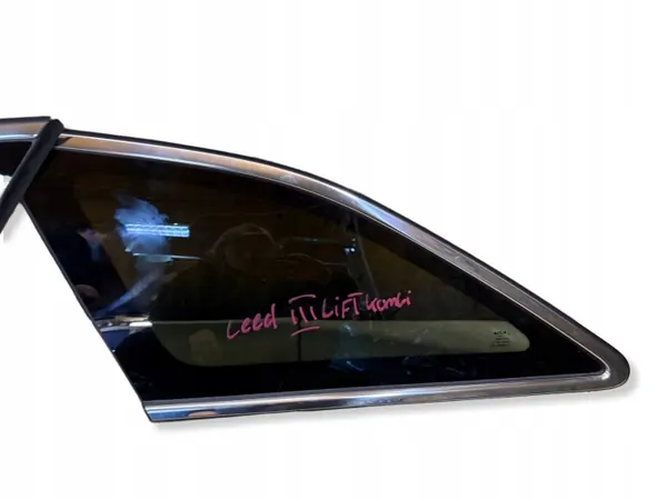 Taka sivuilma vasen KIA Ceed III OEM CUN311 image 2