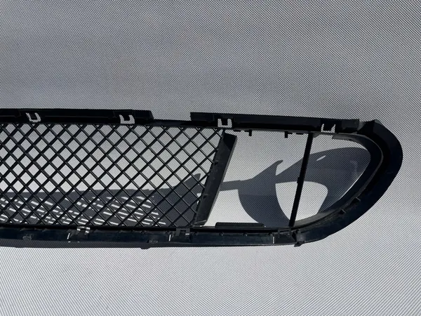 Rejilla de parachoques delantero BMW E60 E61 M-Paket image 3