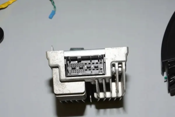 Sistema de som OEM 9354083 para BMW 6 Gran Turismo image 6