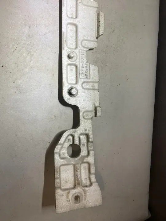 Mazda 6 2012-2015 framstötfångarabsorberare K3006 image 8