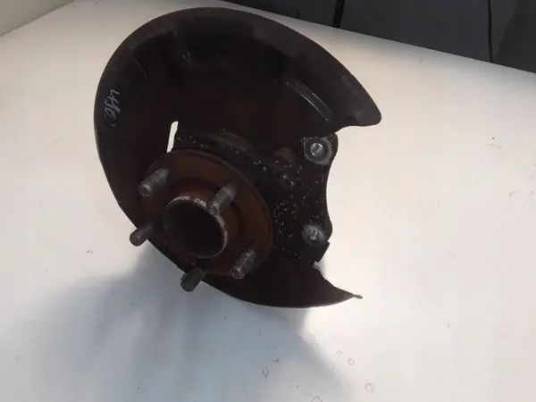 Ford Galaxy Taka pyörännavan OEM 2306523 - Käytetty image 3