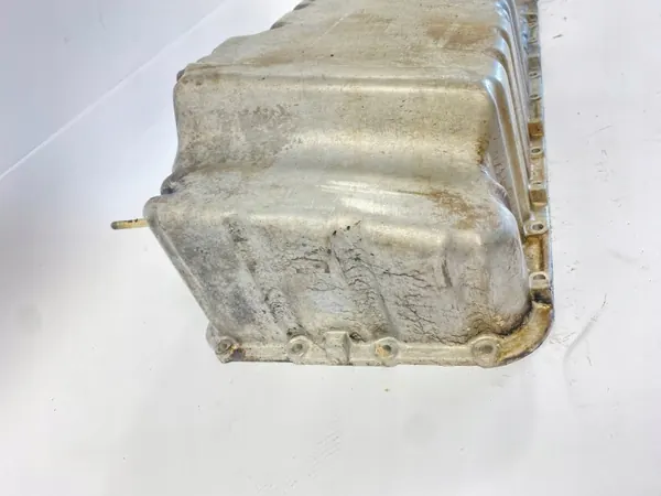 Cárter de aceite usado OEM 1040141302 Mercedes image 3