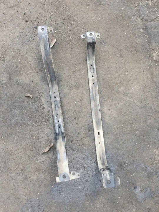 Supports de réservoir de carburant FORD MONDEO MK4 1.8TDCI image 1