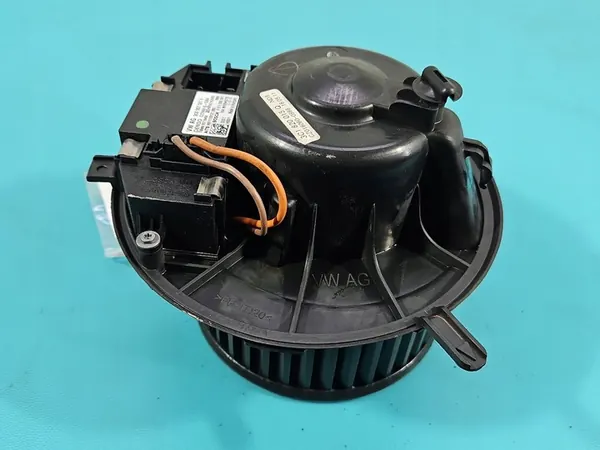 Ventilador VW Passat B7 3C1820015Q image 2