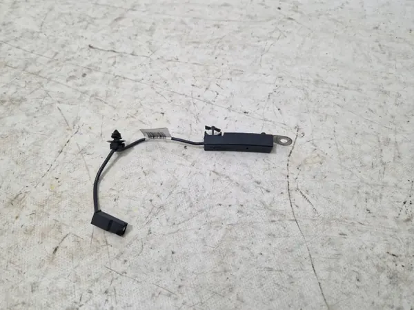 Antennivahvistin DP5T-18K891-CB Ford Explorer 2020- image 3