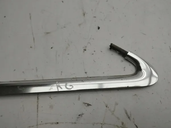 Audi A6 C7 bakrutslist vänster OEM 4G5853345D image 4