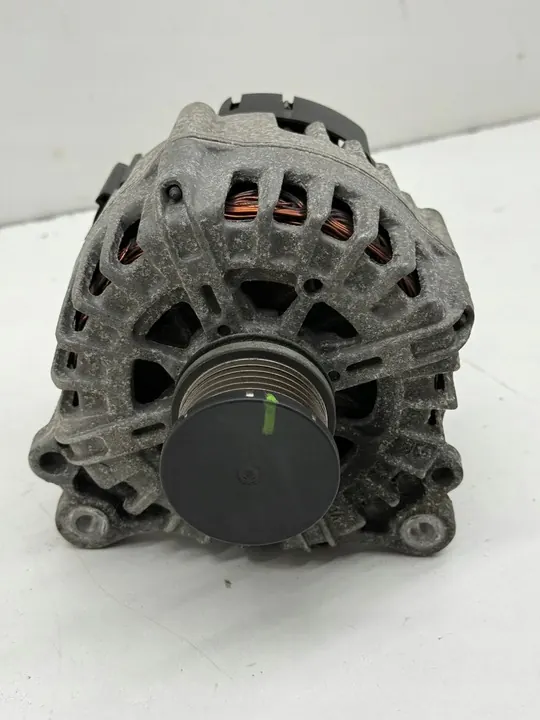 AUDI A4 A5 Q5 A6 C7 2.0 TDI Vaihtovirtageneraattori 14V 180A OEM image 2