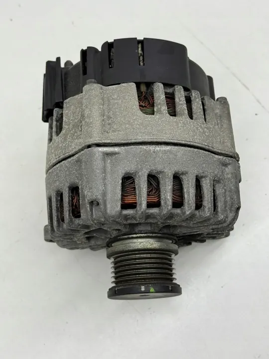 AUDI A4 A5 Q5 A6 C7 2.0 TDI Vaihtovirtageneraattori 14V 180A OEM image 3