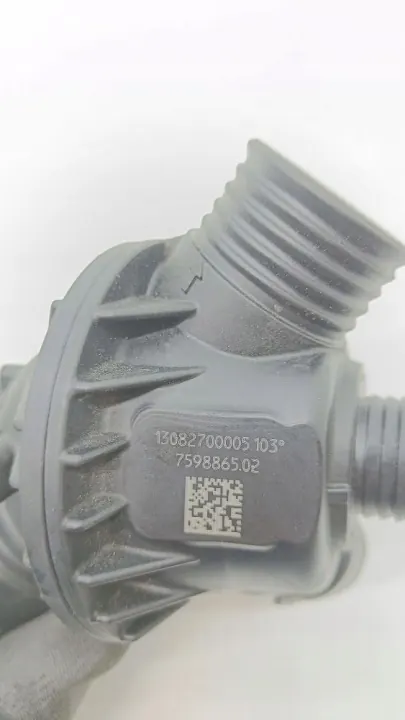 Termóstato BMW OEM 7598865 para X5 F15 - Usado image 9