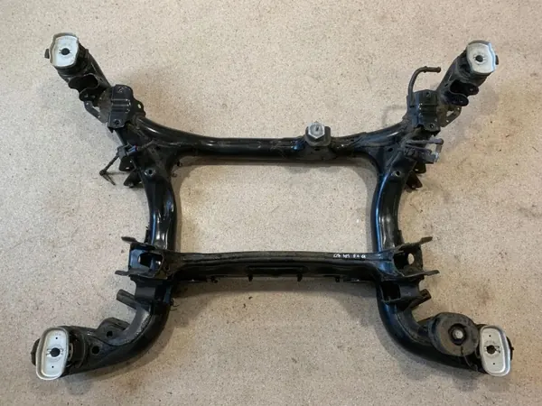 Estrutura Auxiliar Traseira Audi Q7 4M 2017 OEM 4M0500025 image 2