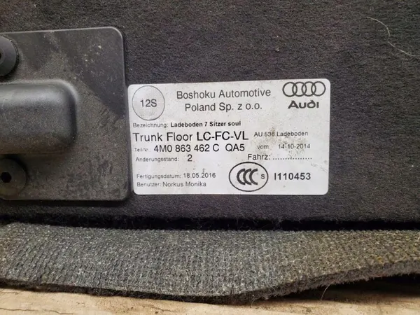 Audi Q7 Heckteppich OEM 4M0863462C - Gebraucht image 4