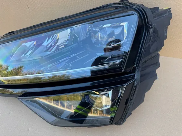 FARO ESQUERDO FULL LED SKODA KAROQ image 3