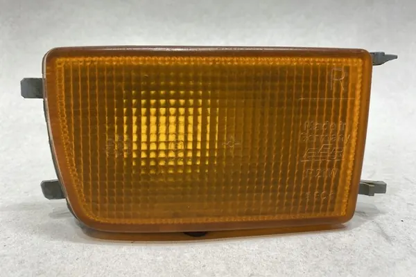 Sinalizador Dianteiro Direito VW GOLF III 1H0953156C image 3
