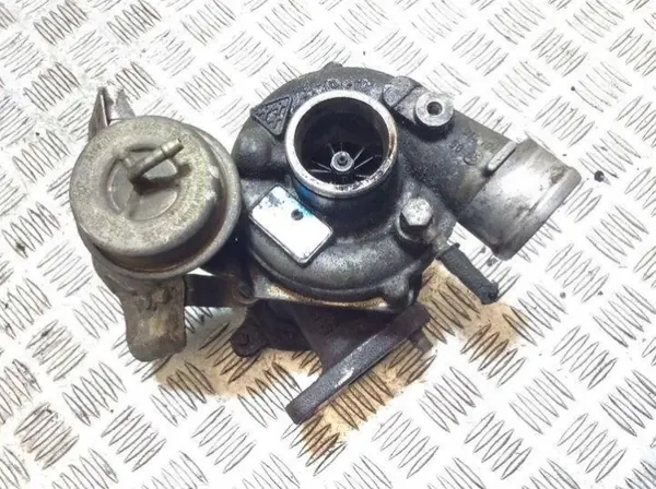 Turbocompresor usado OEM 074145701C para VW LT 28-46 II image 3