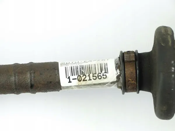 Mercedes S SE SEL W126 Right Rear Axle image 3