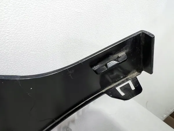 Fram höger stötfångarstrimma OEM A2958855801 image 8