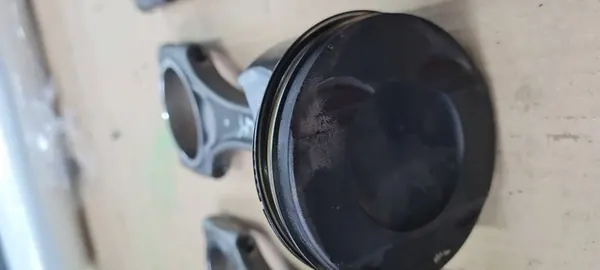 SQ5 80A Q5 LIFT Kolv med Vevstake Vänster 3.0 TFSI OEM 06M198401 image 10