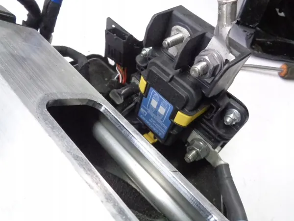 Maserati OE Spanningsomzetter Module - Gebruikt OEM-onderdeel image 3