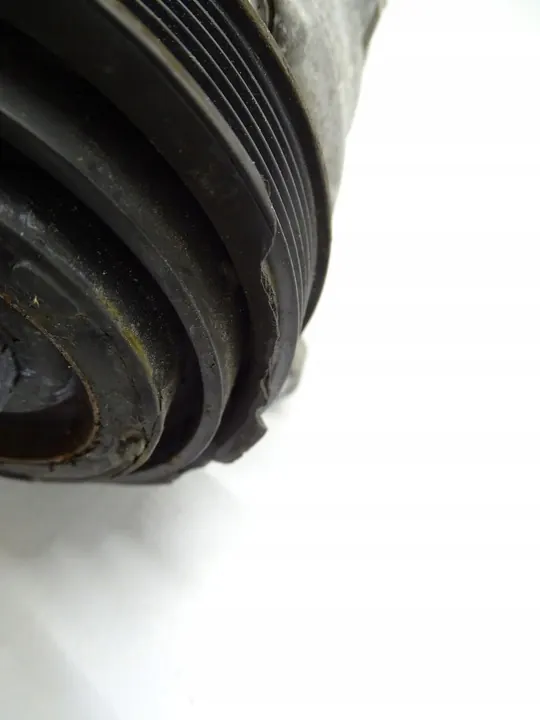 Compressore AC BMW F20 F21 F22 F23 F31 F32 F34 OEM 64529330831-02 image 5