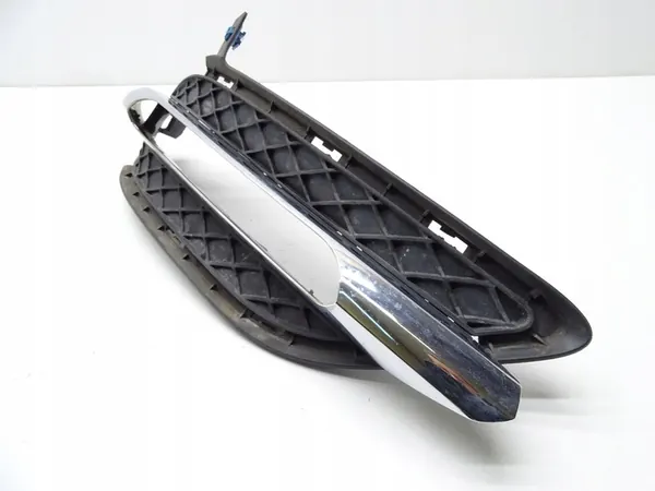 Grille de Pare-Chocs Droite Chrome Mercedes W246 Classe B A2468850722 image 3