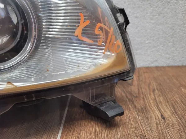 Toyota Auris I Faro Derecho Delantero image 5