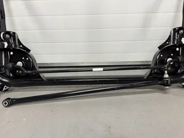 Trave posteriore VW Caddy V 2K7 Ford Connect MK3 4X4 5R3501102F image 2