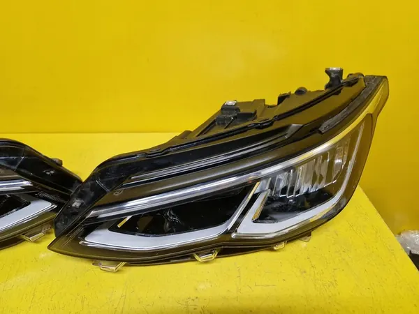 Faróis Full LED VW Golf 8 Esquerdo Direito image 9