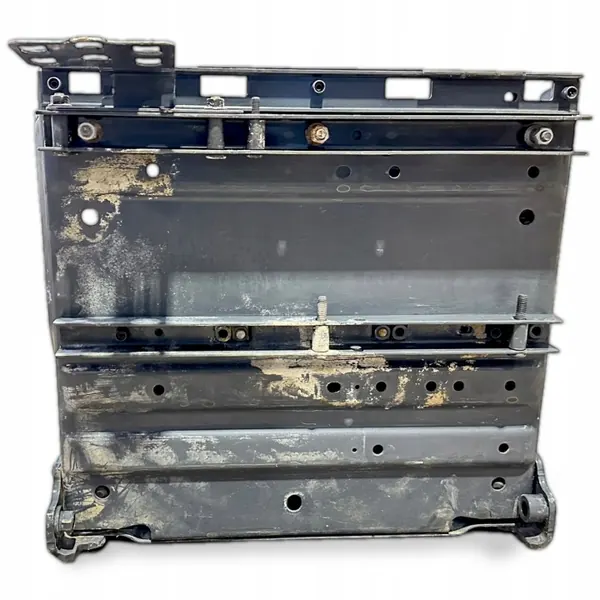 Caixa de bateria Scania OEM 2536275 - Estado usado image 2