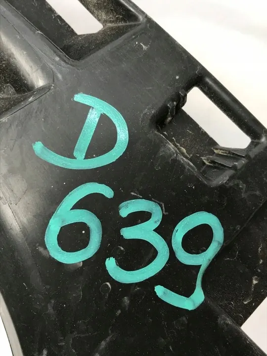 Deslizamento do para-choque dianteiro direito Mercedes E W213 AMG A2138857204 image 5