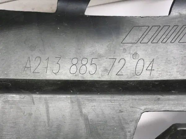 Deslizamento do para-choque dianteiro direito Mercedes E W213 AMG A2138857204 image 6