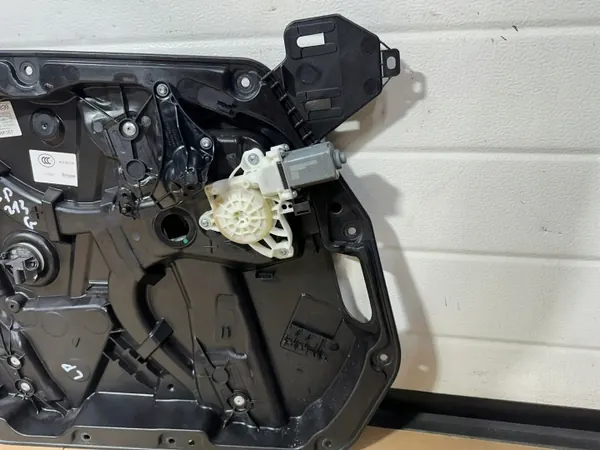OEM A2137205105 Régulateur de vitre avant gauche Mercedes image 3