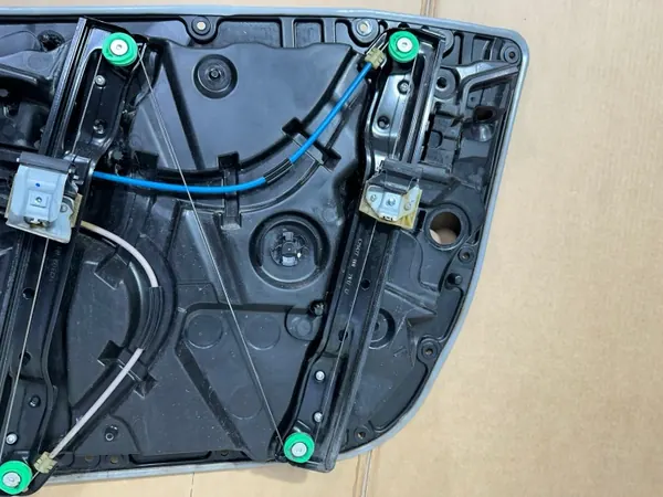 OEM A2137205105 Régulateur de vitre avant gauche Mercedes image 8