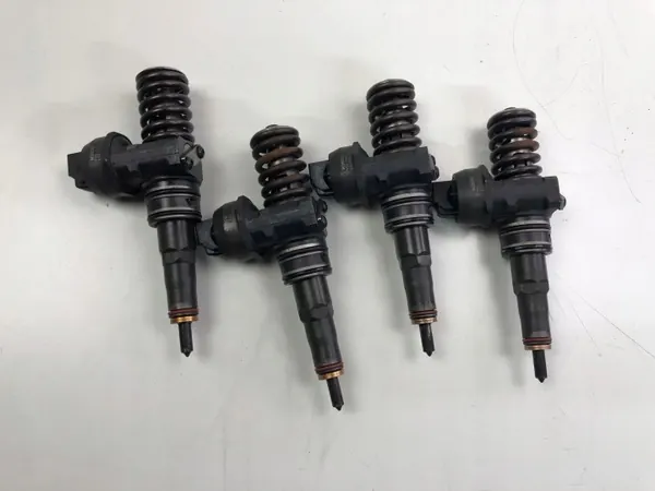 Bosch ruiskutusmäntä OEM 041472215 image 2