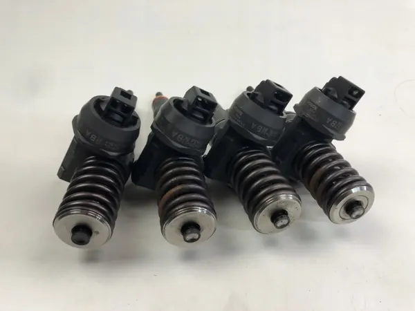 Bosch ruiskutusmäntä OEM 041472215 image 7