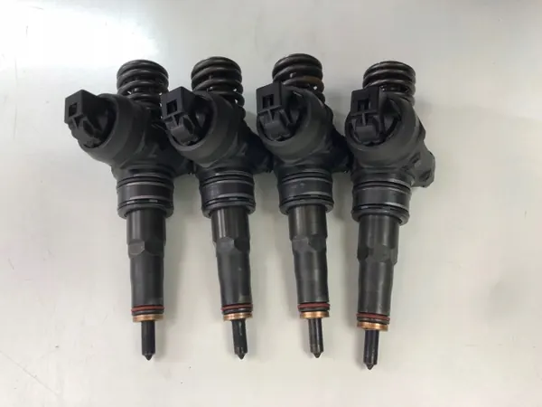 Bosch ruiskutusmäntä OEM 041472215 image 8