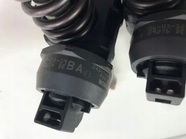 Bosch ruiskutusmäntä OEM 041472215 image 9