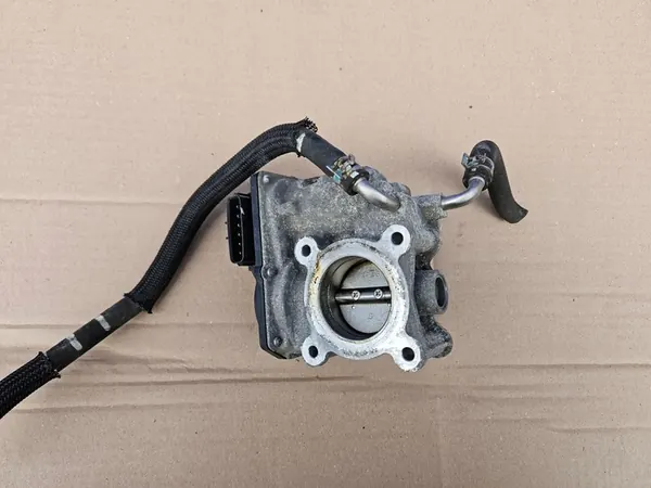 Toyota Corolla Auris C-HR 1.2 Drosselklappe 22030-47080 image 2