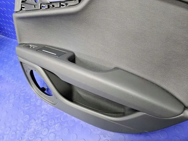 Audi A7 C7 Deurbekleding Rechts Achter OEM 4G8867305 image 5