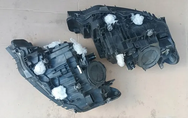 Faróis Xenon BMW 3 F30 F31 Esquerdo + Direito image 4