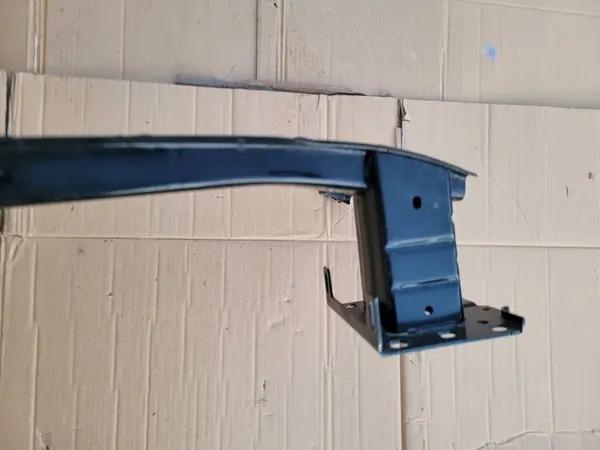 Etupuskuri Skoda Octavia IV 4 5E3807109L image 5