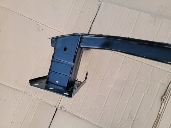 Etupuskuri Skoda Octavia IV 4 5E3807109L image 6