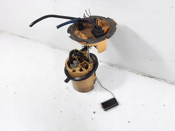 Bomba de combustível VW Passat B6 Sedan 1.9TDI image 2