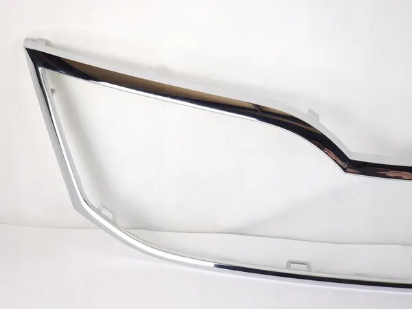 SKODA OCTAVIA 3 III LIFT GRILL FRAME CHROME 5E0853761C image 5