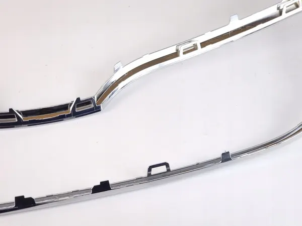 SKODA OCTAVIA 3 III LIFT GRILL FRAME CHROME 5E0853761C image 7