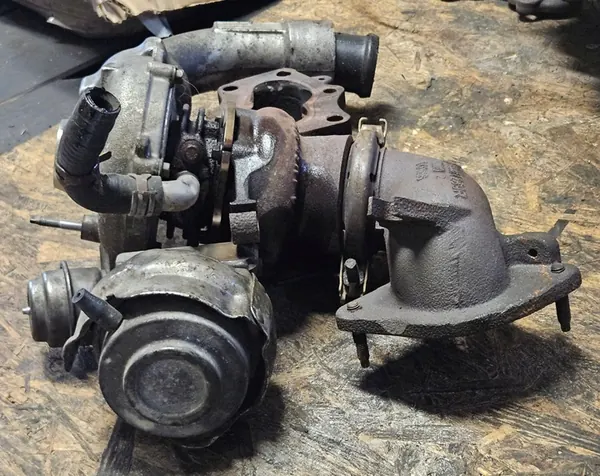 Turbocompresor Renault 1.6 dCI 120/125/140/160 CV OEM 821942 image 3